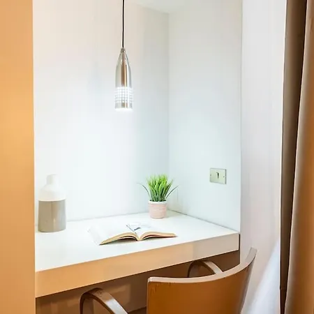 Suite Vaticana In The Heart Of Roma Esterno foto